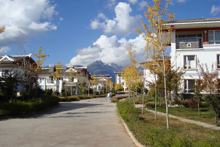 云南大學(xué)旅游文化學(xué)院——校園景觀(guān)圖(教師公寓)